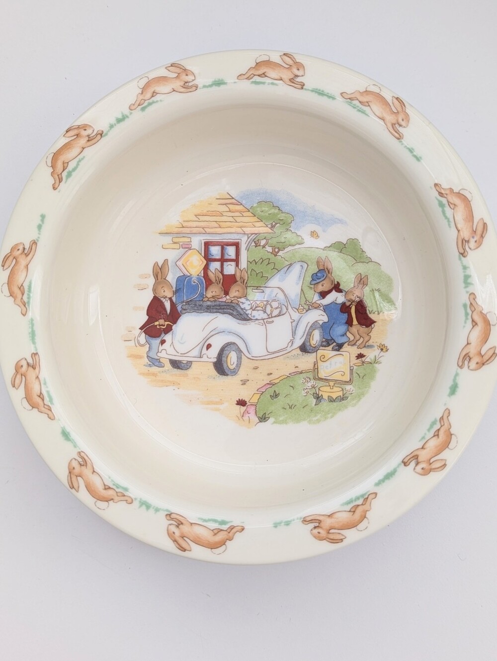Vintage 1936 Royal Doulton Bunnykins Bone-China Bowl w/Gas Station Scene